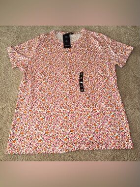 Floral Short Sleeve Tee Size 18